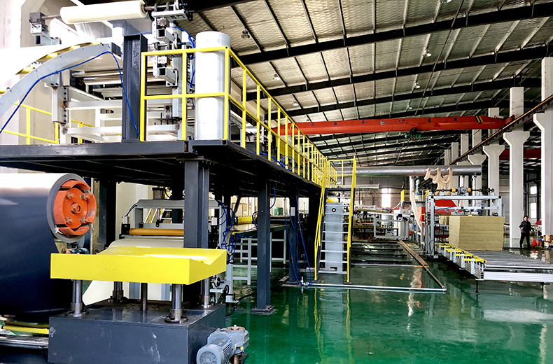 China PU Sandwich Panel Line For Sale