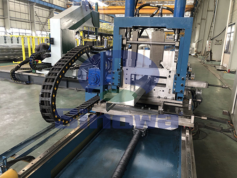 Purline roll forming machine