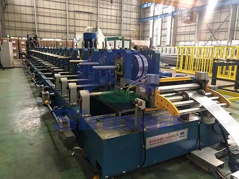 Purline roll forming machine